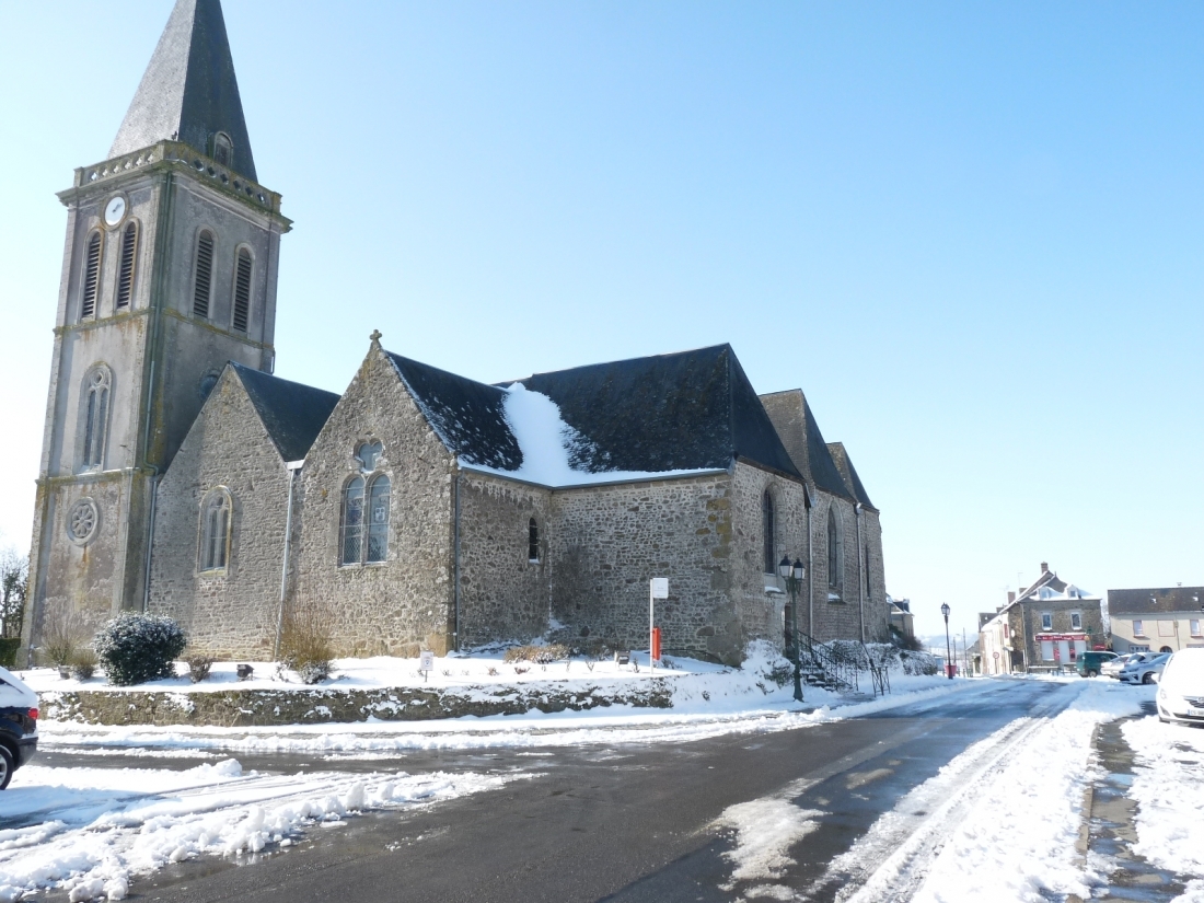 eglise sous la neige